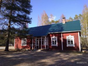 Männistön nuorisoseurantalo, punainen puutalo